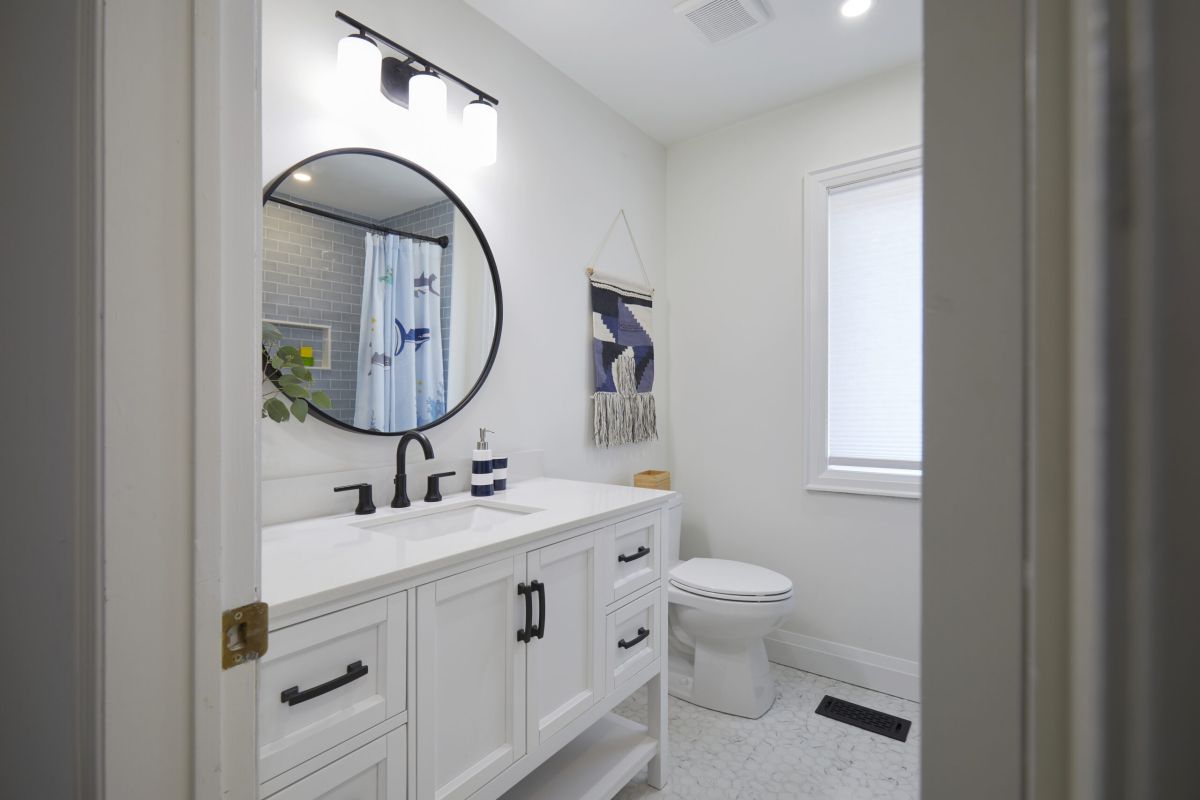 Cyclone is proud to introduce the all-new C50DC bath ventilation fan, innovatively designed to be the absolute quietest bath fan on the market at its size.